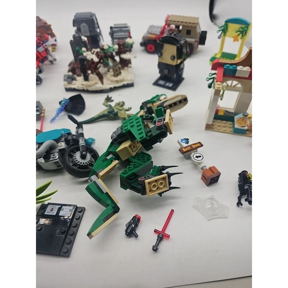 Huge Lego Lot Partial Sets Full Sets‎ Mini Figs Dinosaur Jeep Pizza Booklets